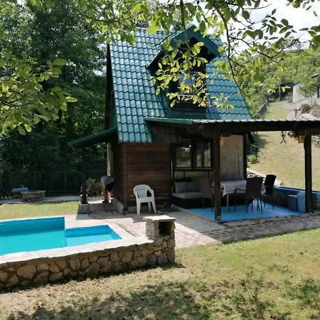 Koliba Taman Guest house *