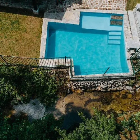 Koliba Taman Guest house Konjic