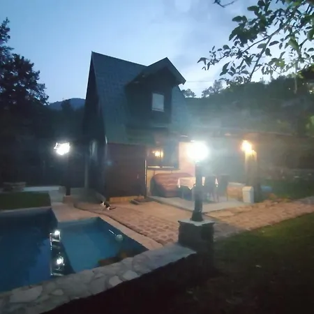 Gasthuis Koliba Taman 3*