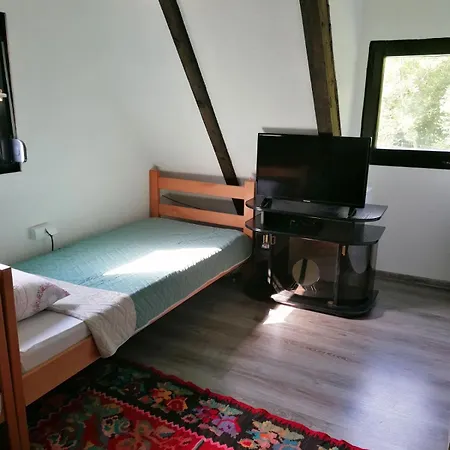 Guest house Koliba Taman Konjic